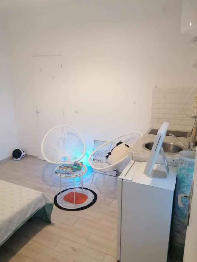 Superbe Logement Apartamento Drancy Exterior foto